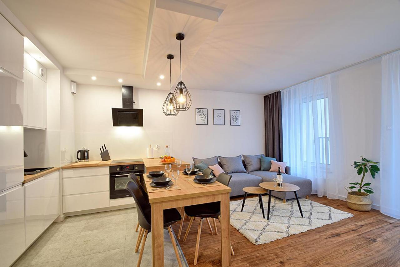 Cosy Apartament - Baltycka 11 코워브제크 외부 사진