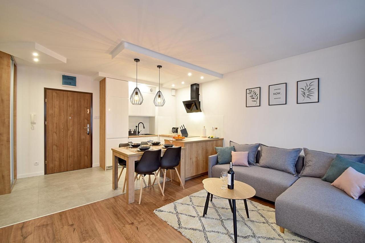 Cosy Apartament - Baltycka 11 코워브제크 외부 사진